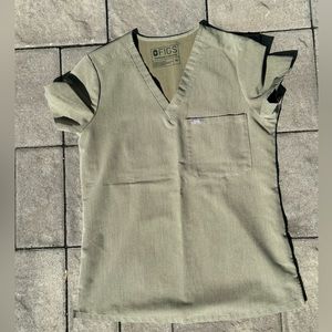 Figs - Catarina One Pocket Scrub top